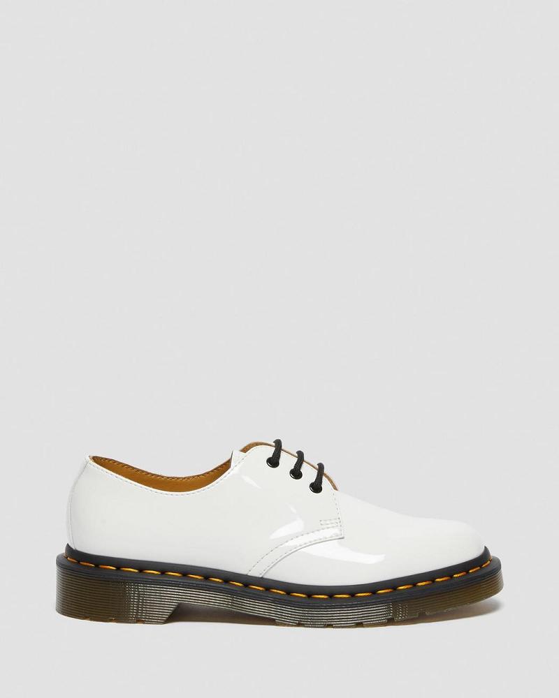 White Women's Dr Martens 1461 Patent Leather Oxfords Shoes | CA 362GSO